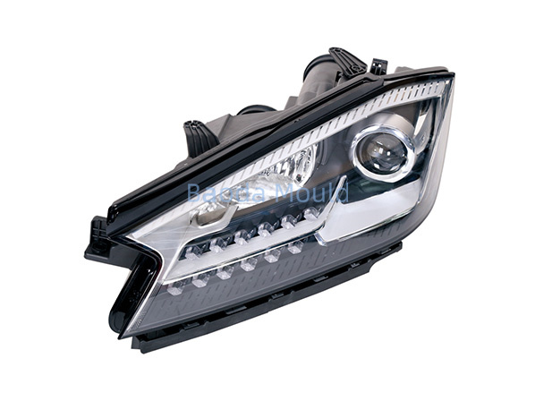 Head lamp