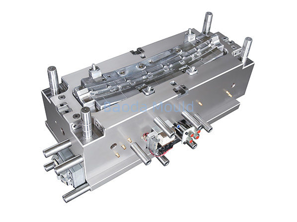 Grille mould