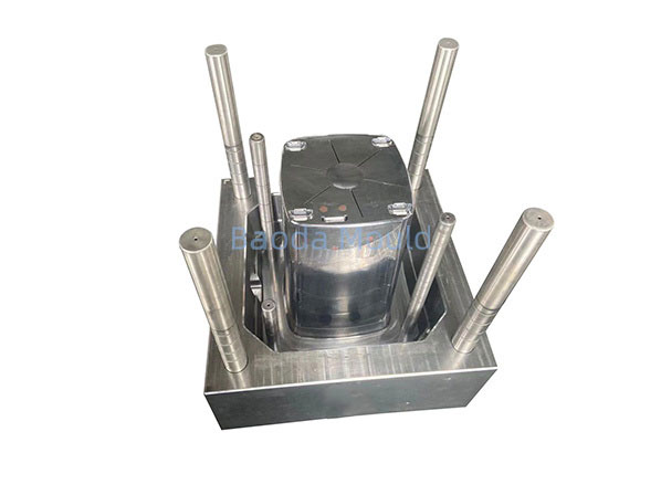 Dustbin mould